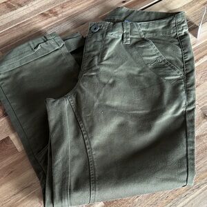 MEC Olive Green Women's Capris
